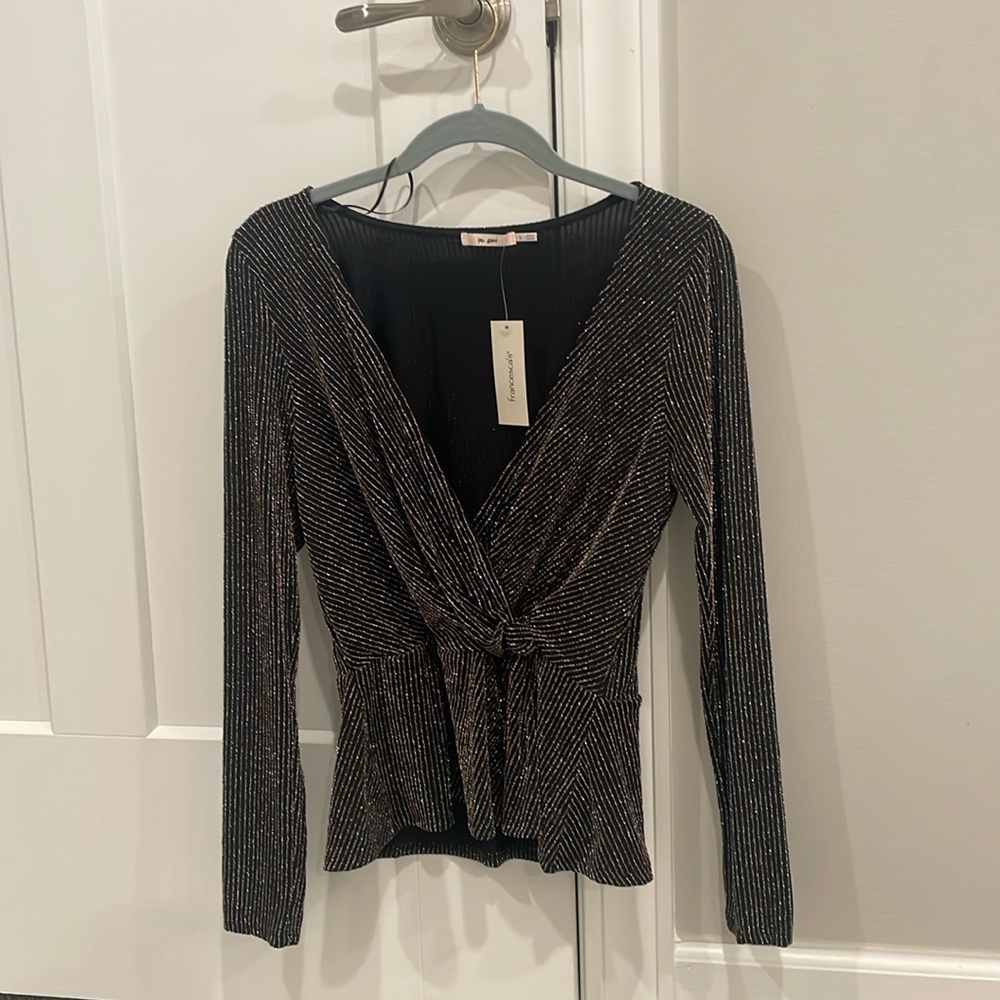 Francesca’s | Gold Long sleeve Top | Large | NWT